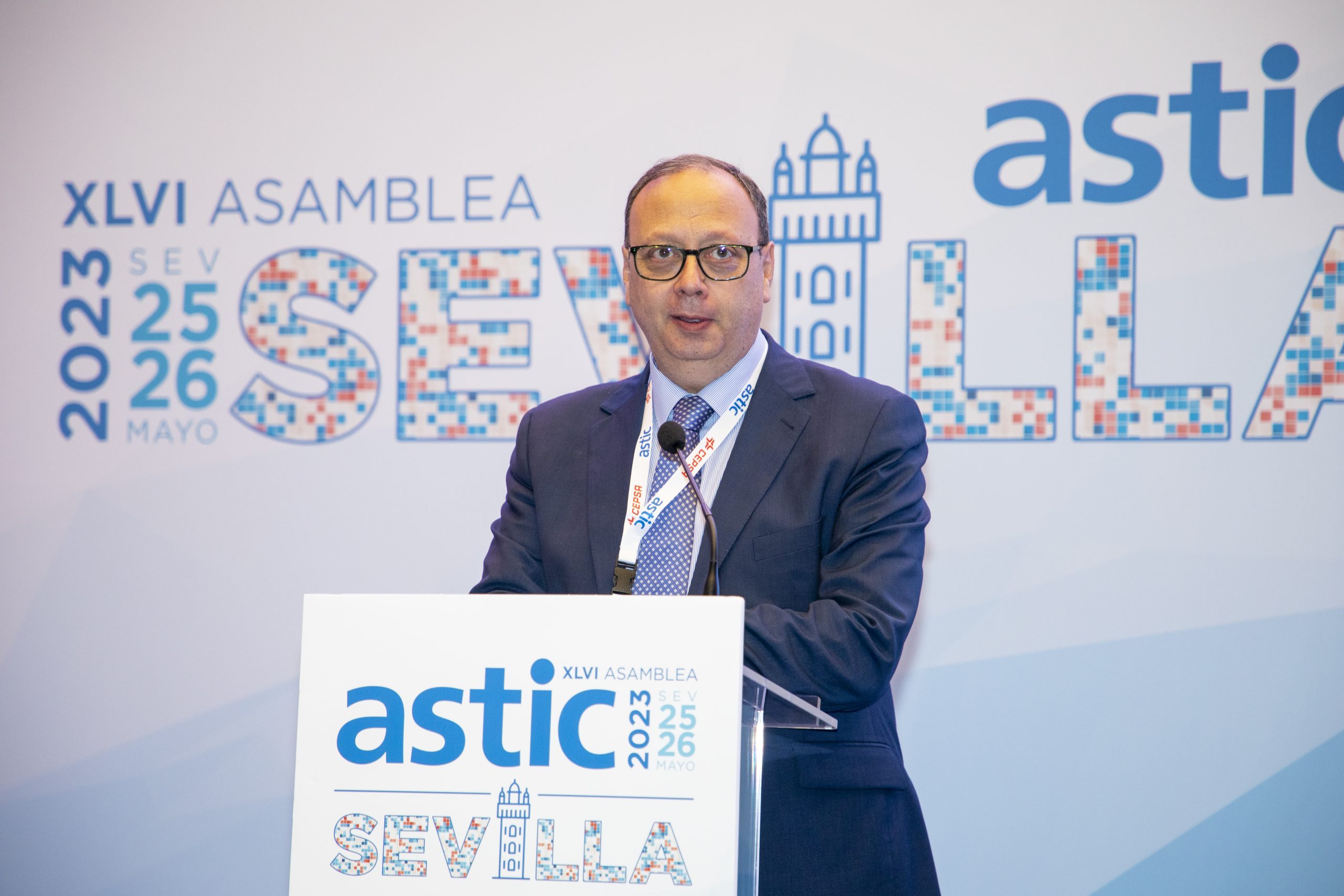0676_ASTIC Sevilla